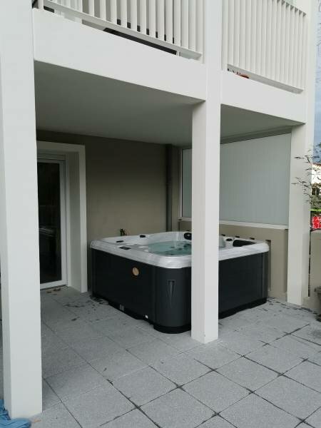 Spa Bayonne - Livraison, Installation et Mise en Service d'Un Jacuzzi à Bayonne près de Biarritz